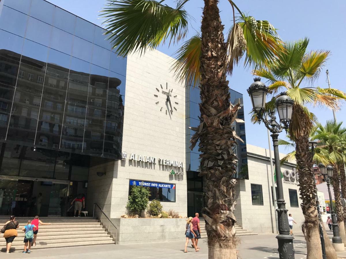 Ferienwohnung Im Zentrum Alicante Eksteriør bilde