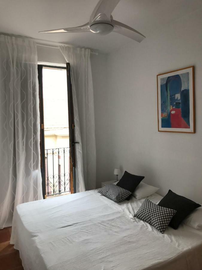 Ferienwohnung Im Zentrum Alicante Eksteriør bilde
